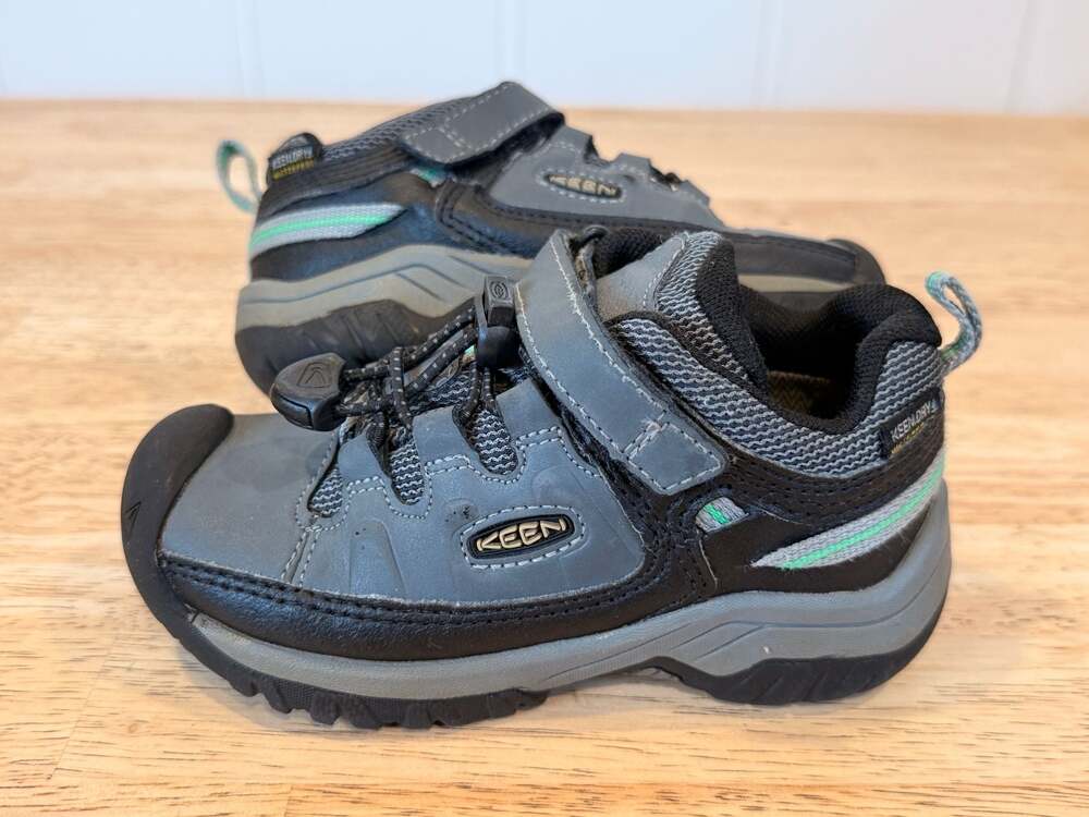 KEEN Unisex Little Kids' Targhee Waterproof Shoe Black/Star White